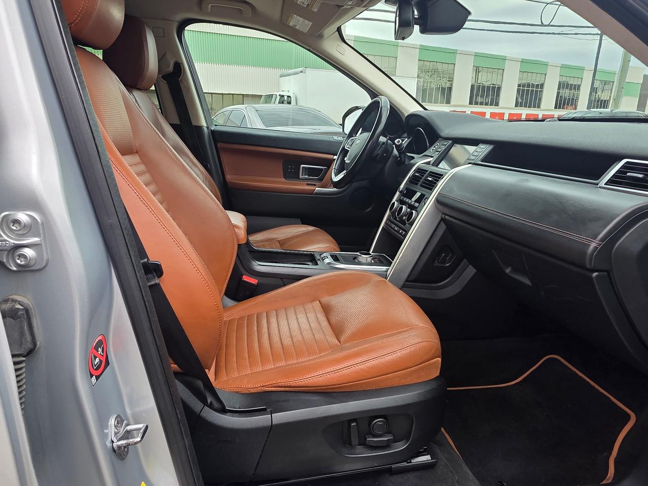 2015 Land Rover Discovery Sport HSE Luxury 4WD Photo