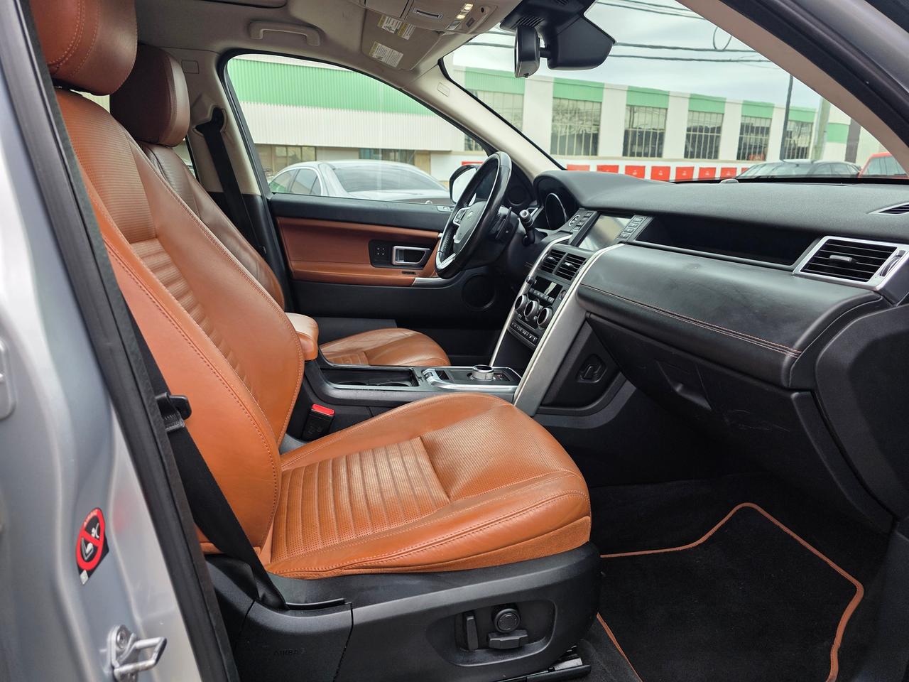 2015 Land Rover Discovery Sport HSE Luxury 4WD Photo
