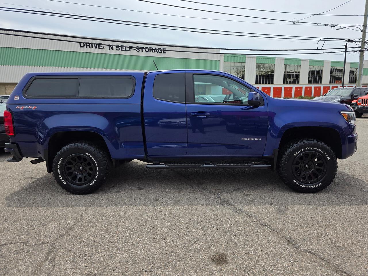 2017 Chevrolet Colorado V6 Ext Cab 4WD Photo