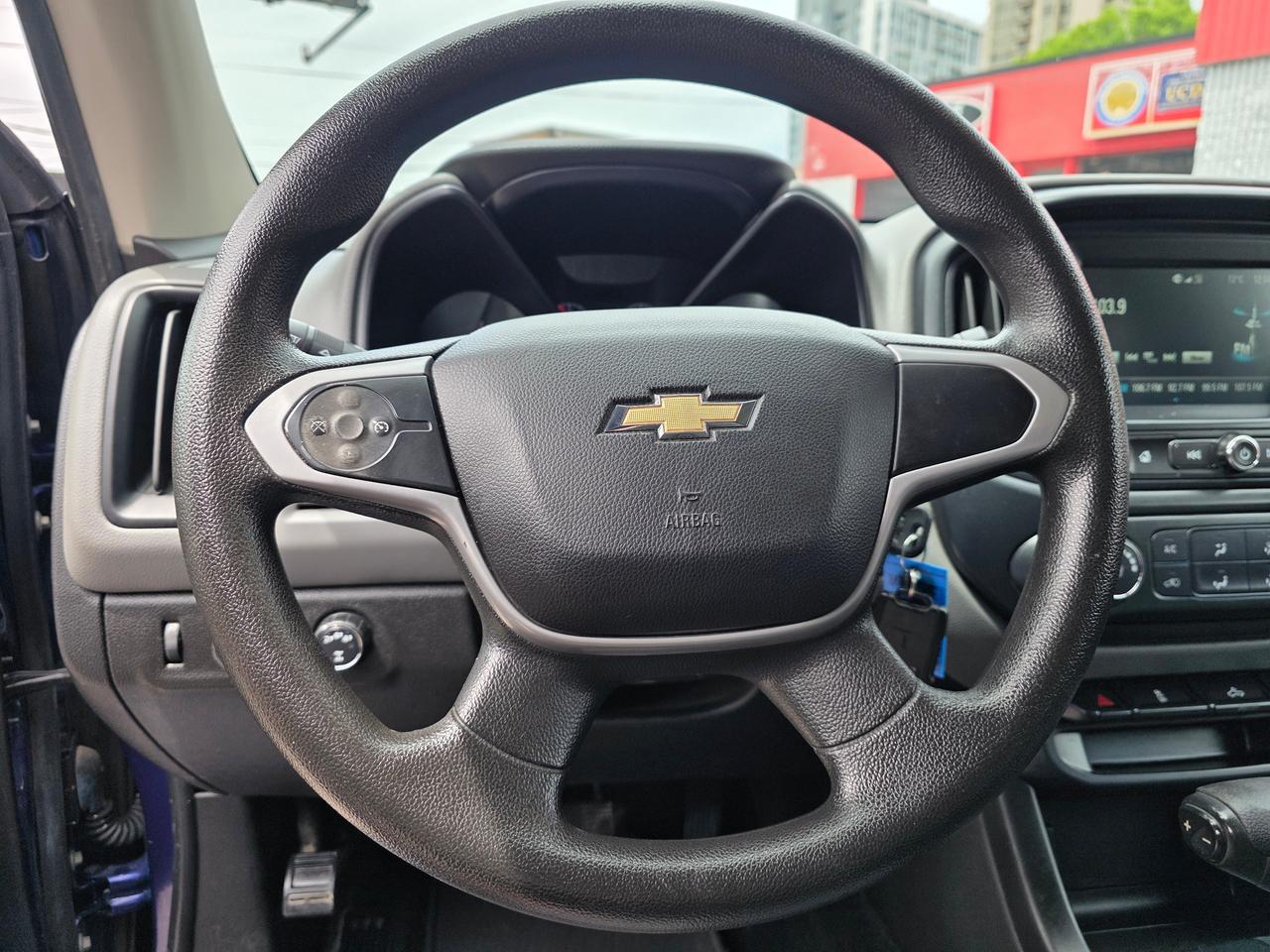 2017 Chevrolet Colorado V6 Ext Cab 4WD Photo