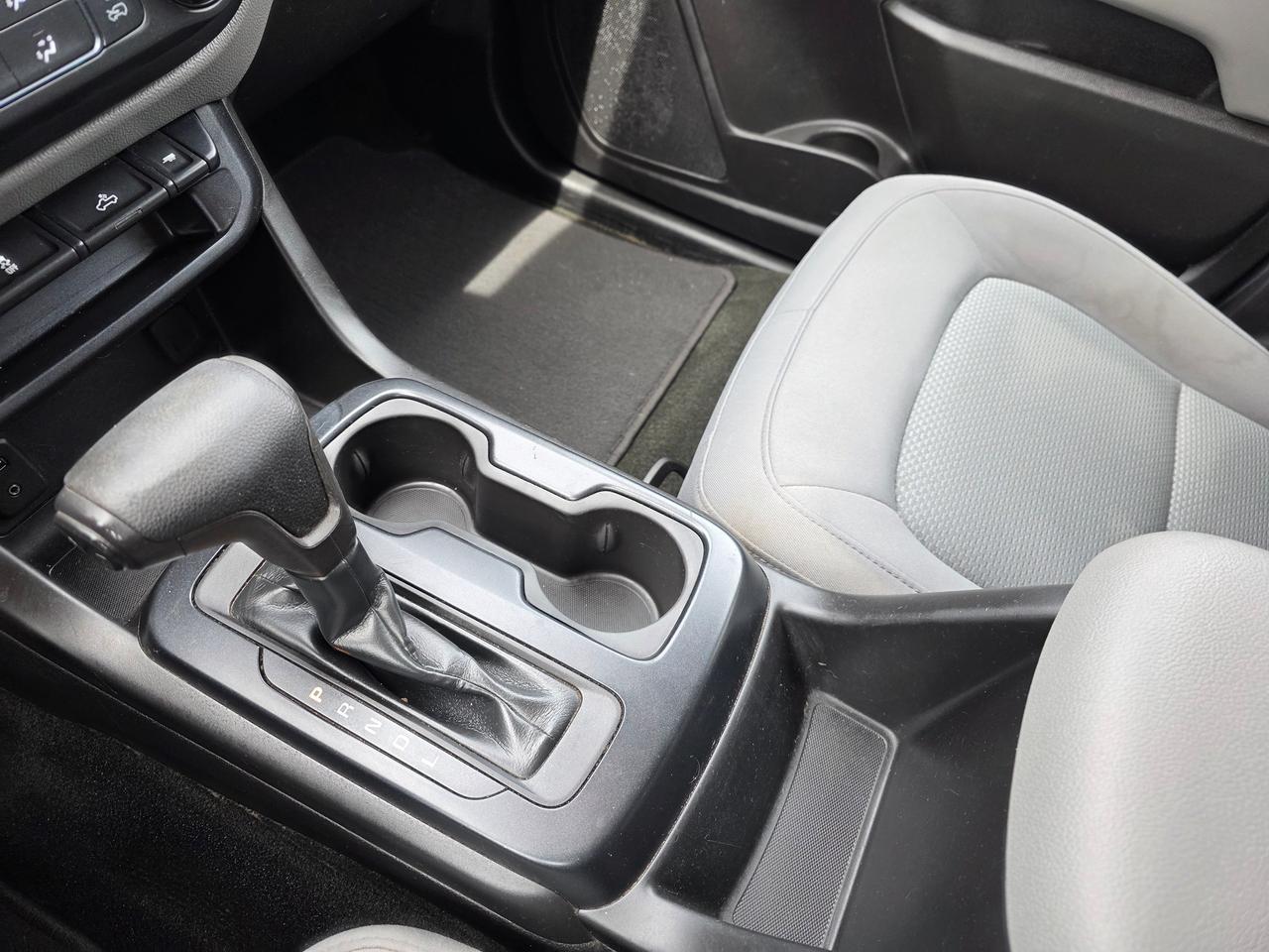 2017 Chevrolet Colorado V6 Ext Cab 4WD Photo