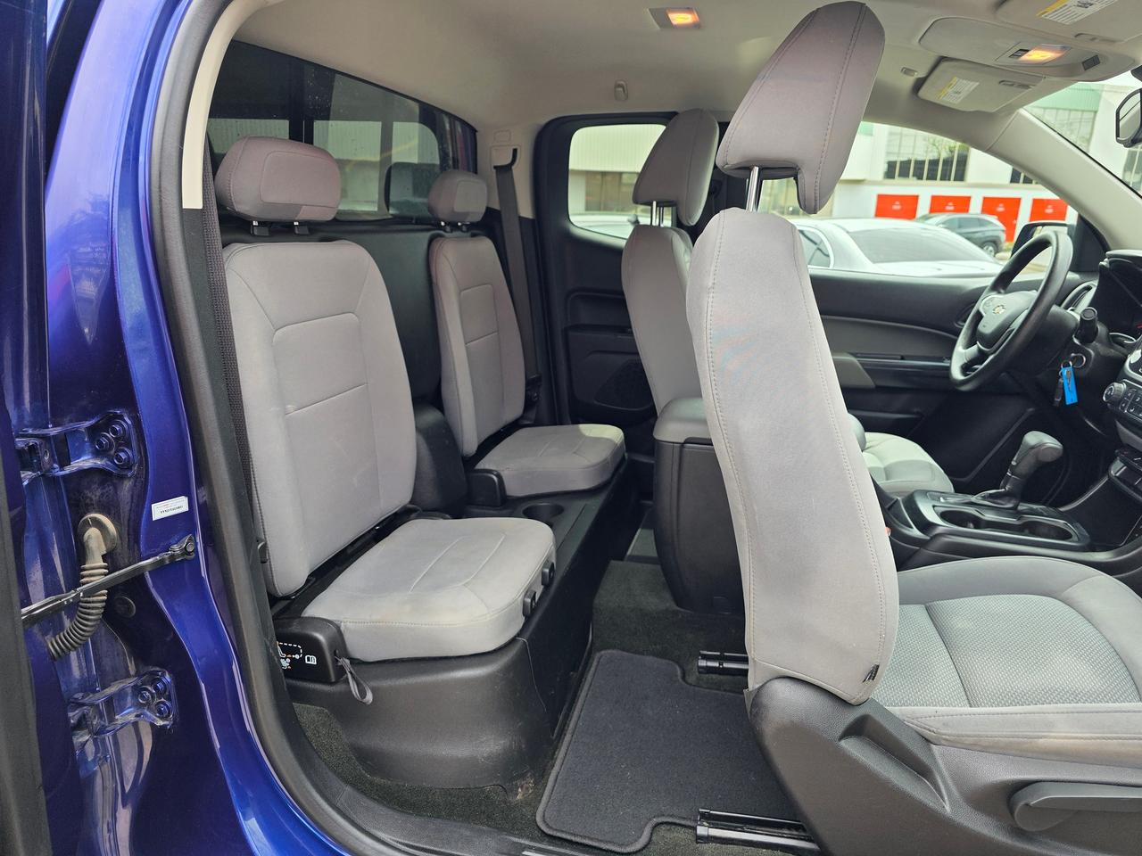 2017 Chevrolet Colorado V6 Ext Cab 4WD Photo