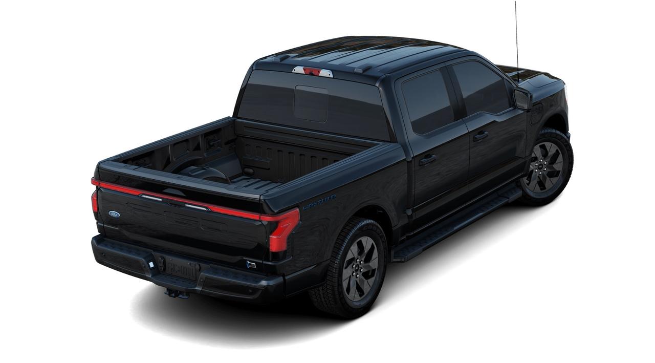 2023 Ford F-150 Lariat 4WD SuperCrew 5.5' Box Photo2