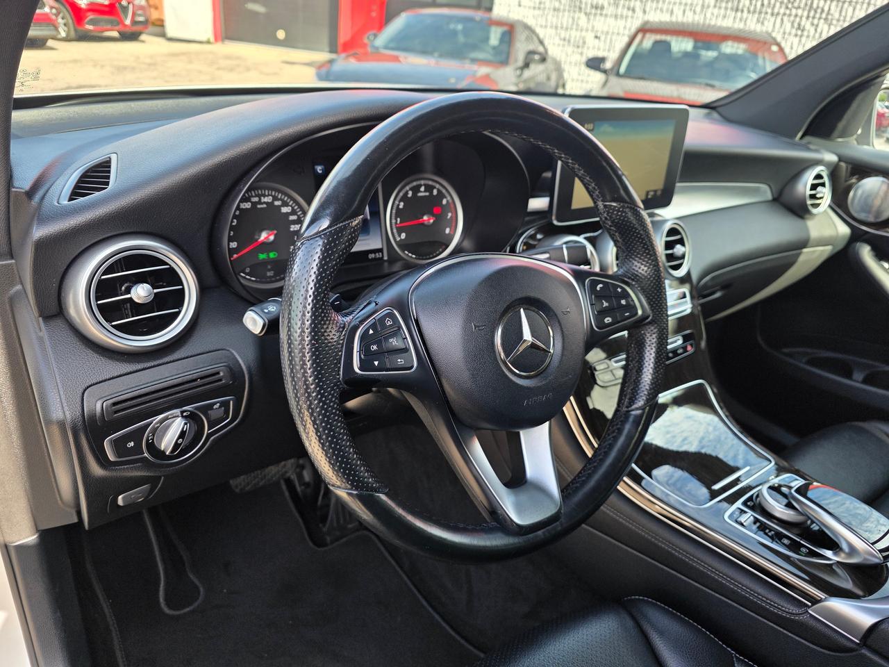 2016 Mercedes-Benz GLC-Class GLC 300 4Matic Photo