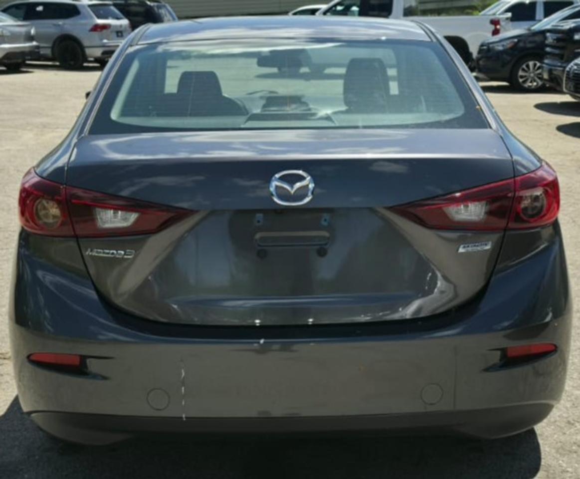 2018 Mazda MAZDA3 GS / ONE OWNER / HTD SEATS / BLUETOOTH / CRUISE Photo3