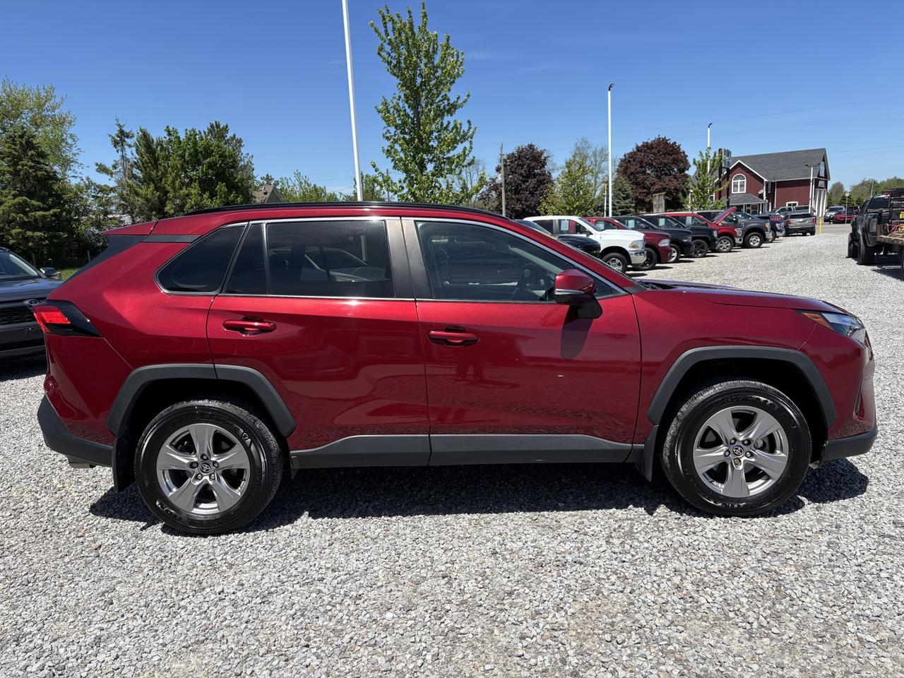 2023 Toyota RAV4 XLE Photo