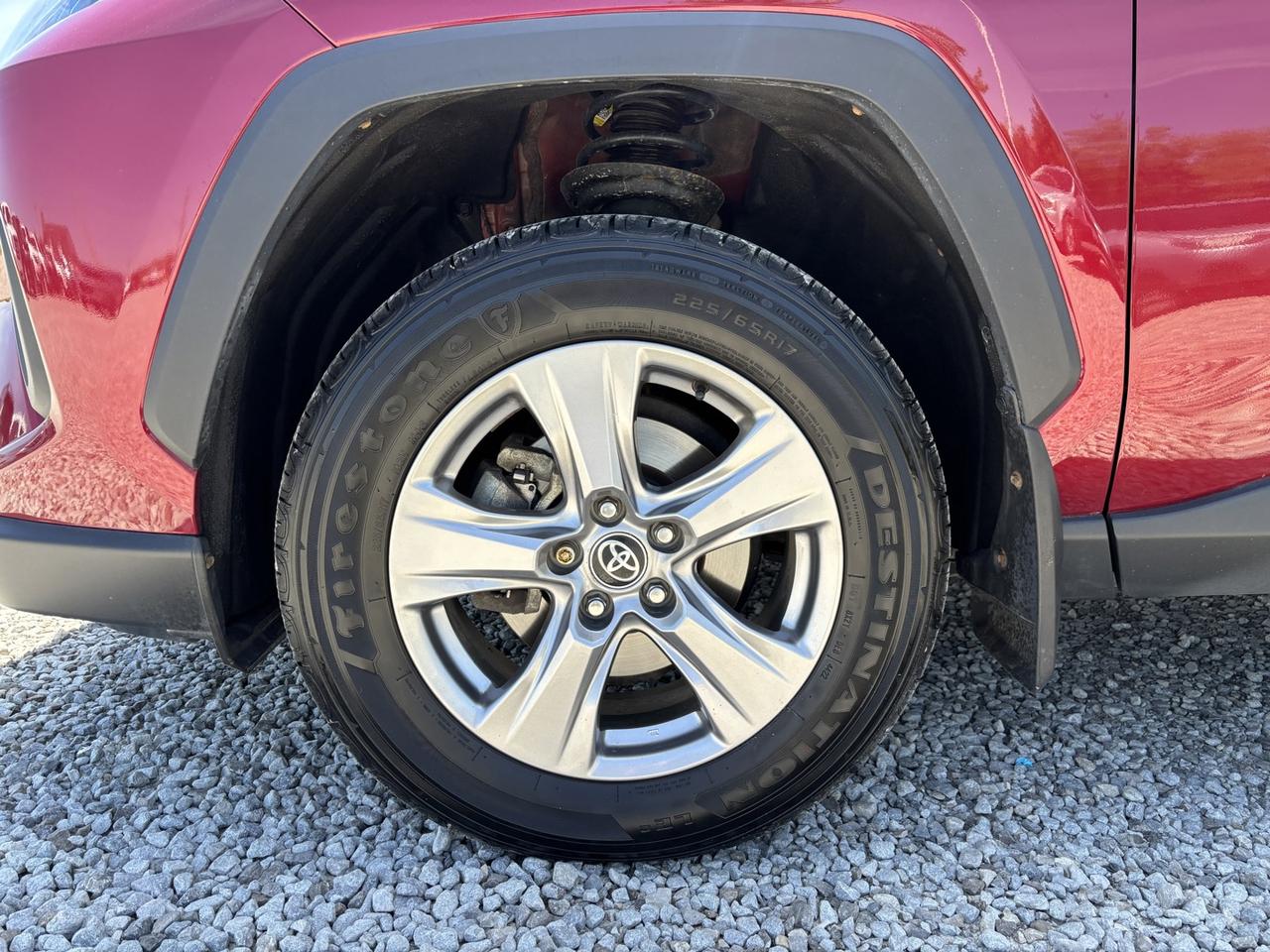 2023 Toyota RAV4 XLE Photo