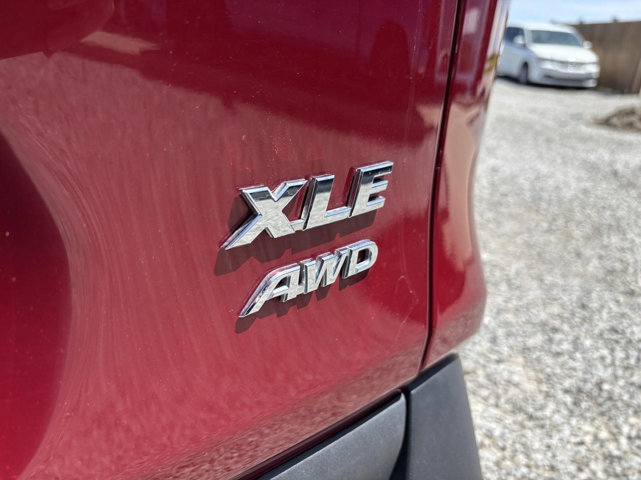 2023 Toyota RAV4 XLE Photo