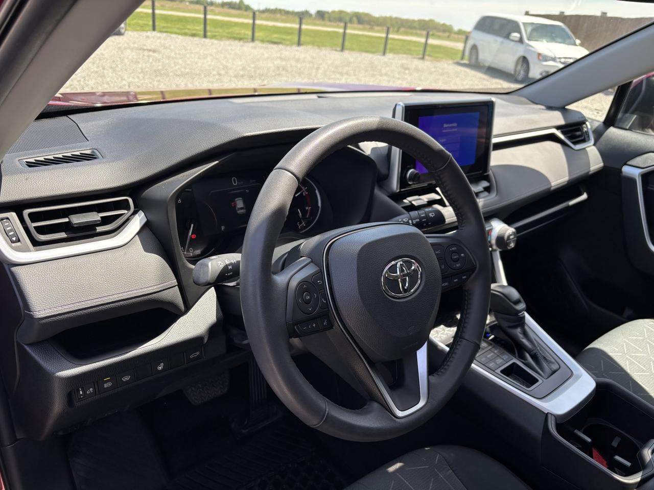 2023 Toyota RAV4 XLE Photo