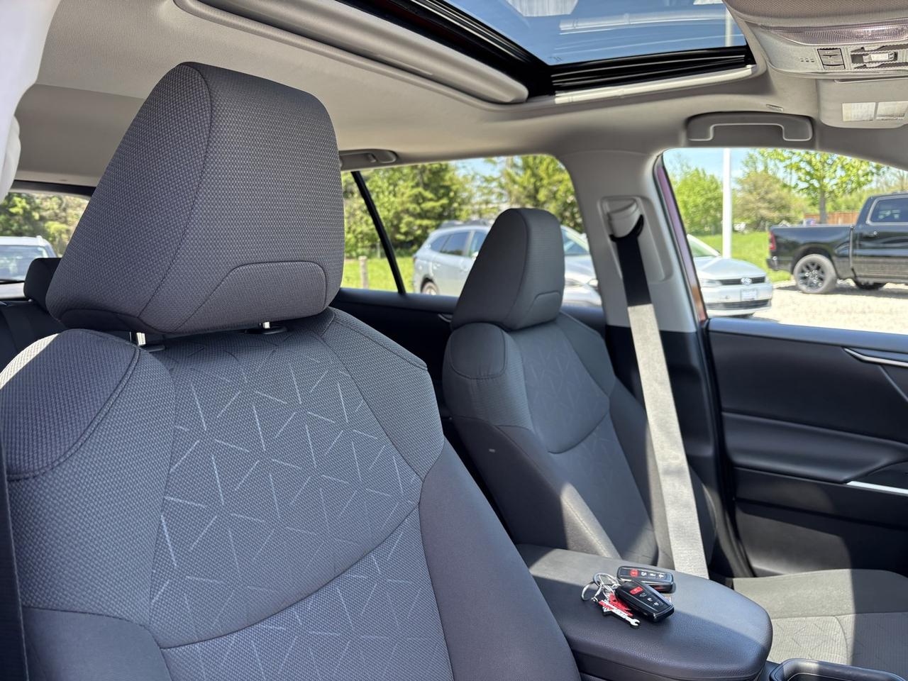 2023 Toyota RAV4 XLE Photo
