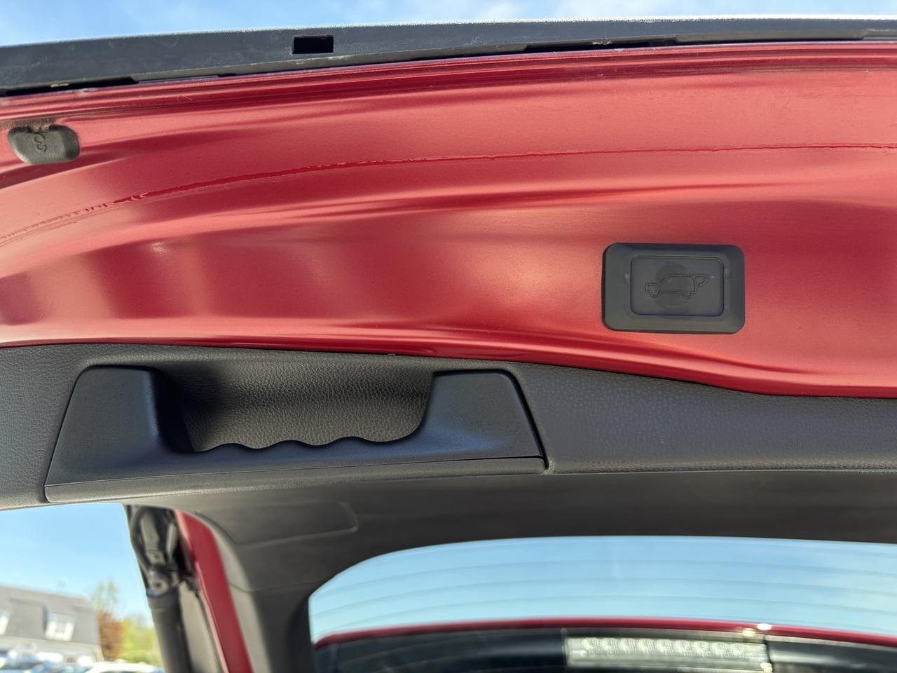 2023 Toyota RAV4 XLE Photo