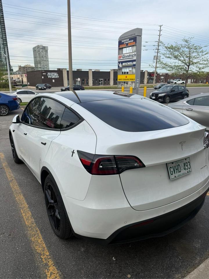 2021 Tesla Model Y Long Range | CLEAN CAR| CLEAN TITLE | Photo