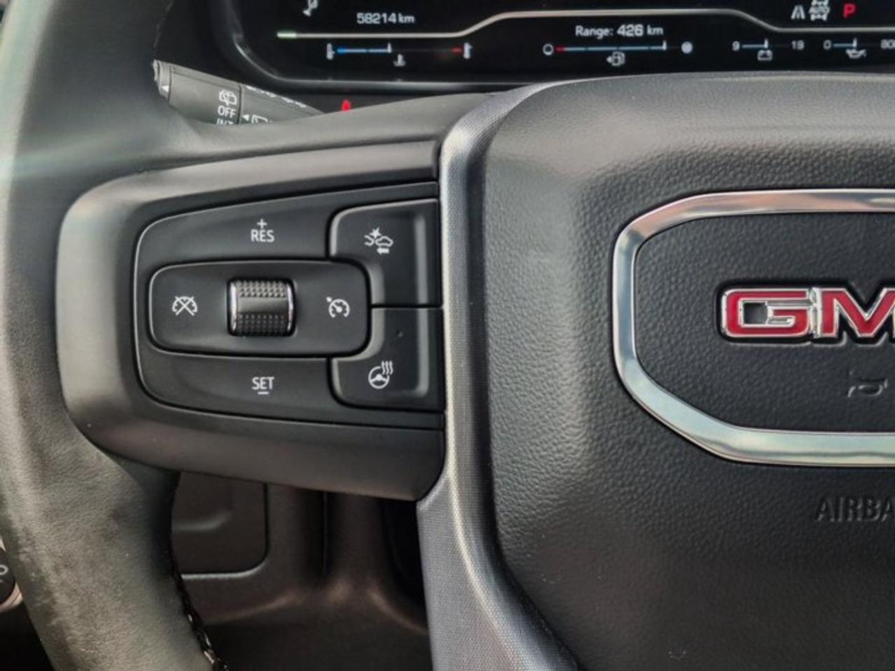 2024 GMC Yukon XL SLT 4WD | Luxury Pkg | Leather | Sunroof | 360 Camera | Adaptive Cruise | Heated Wheel | and More ! Photo
