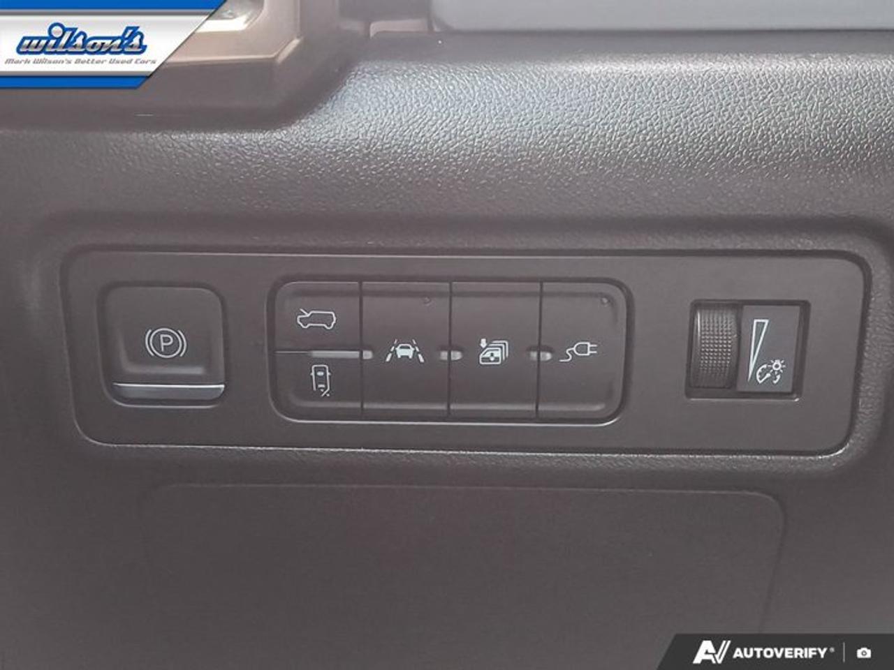 2024 GMC HUMMER EV SUV 2X 4WD | Convertible Hardtop | Void Black | Leather | Cooled + Heated Seats | Heated Wheel and More! Photo