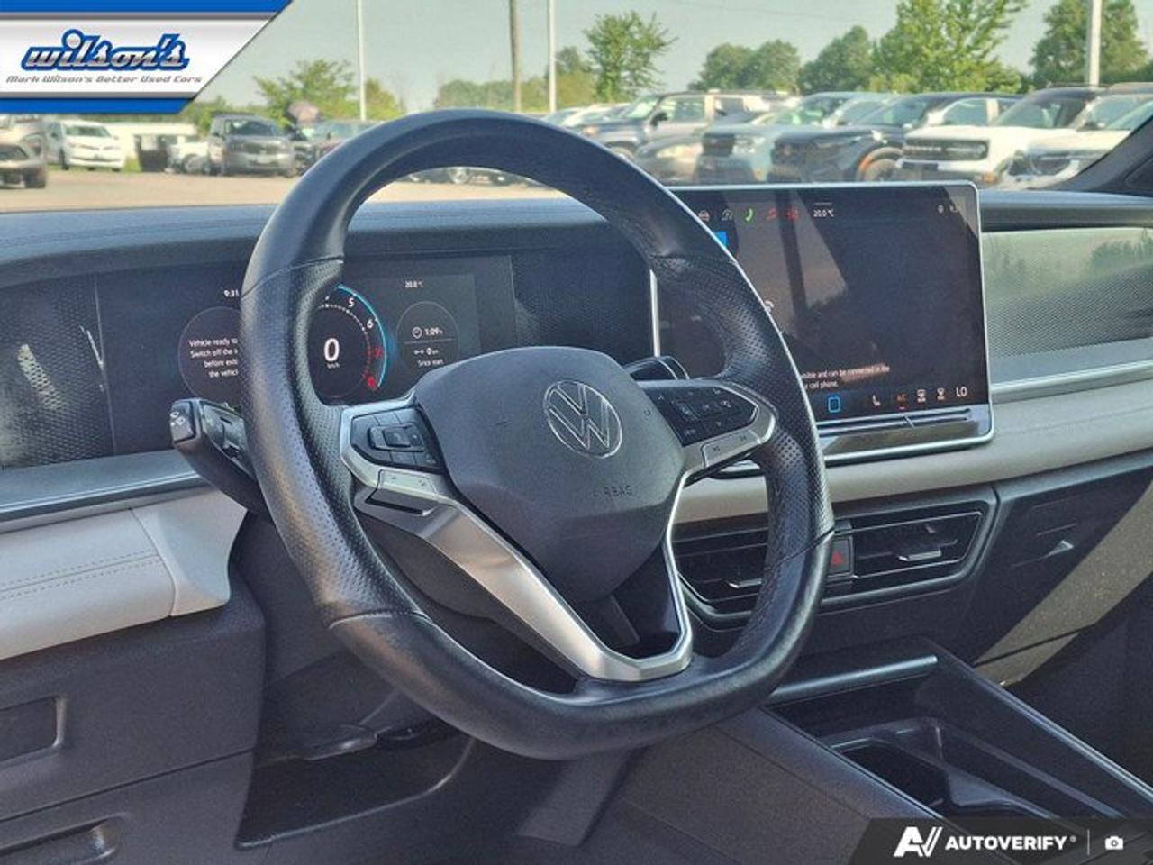 2026 Volkswagen Tiguan Comfortline R-Line Black Edition AWD | Leather | Sunroof | Heated Wheel + Seats | and More ! Photo