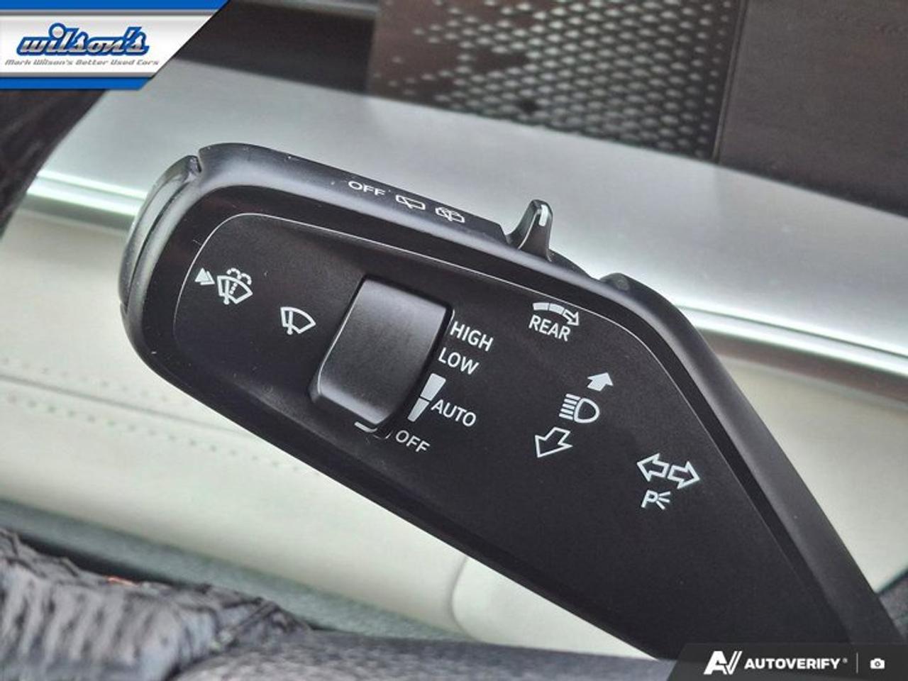 2026 Volkswagen Tiguan Comfortline R-Line Black Edition AWD | Leather | Sunroof | Heated Wheel + Seats | and More ! Photo