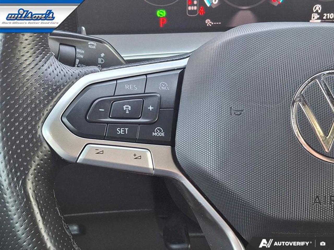 2026 Volkswagen Tiguan Comfortline R-Line Black Edition AWD | Leather | Sunroof | Heated Wheel + Seats | and More ! Photo