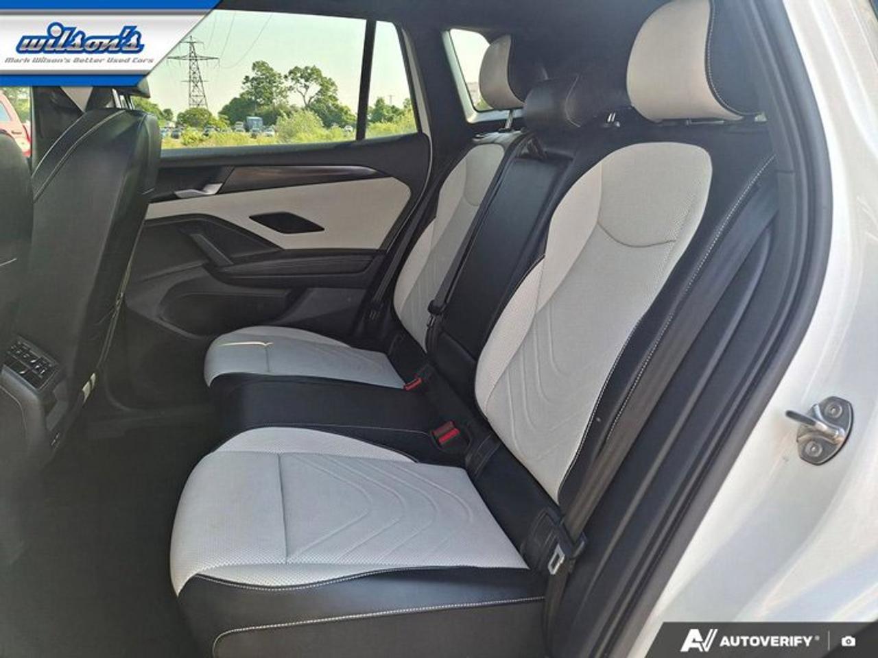 2026 Volkswagen Tiguan Comfortline R-Line Black Edition AWD | Leather | Sunroof | Heated Wheel + Seats | and More ! Photo