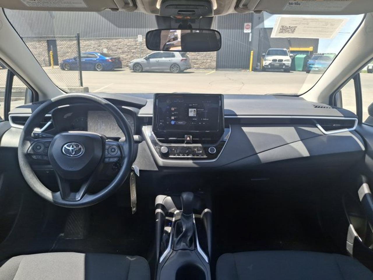 2025 Toyota Corolla LE | Radar Cruise | Heated Seats | CarPlay + Android | and More ! Photo4