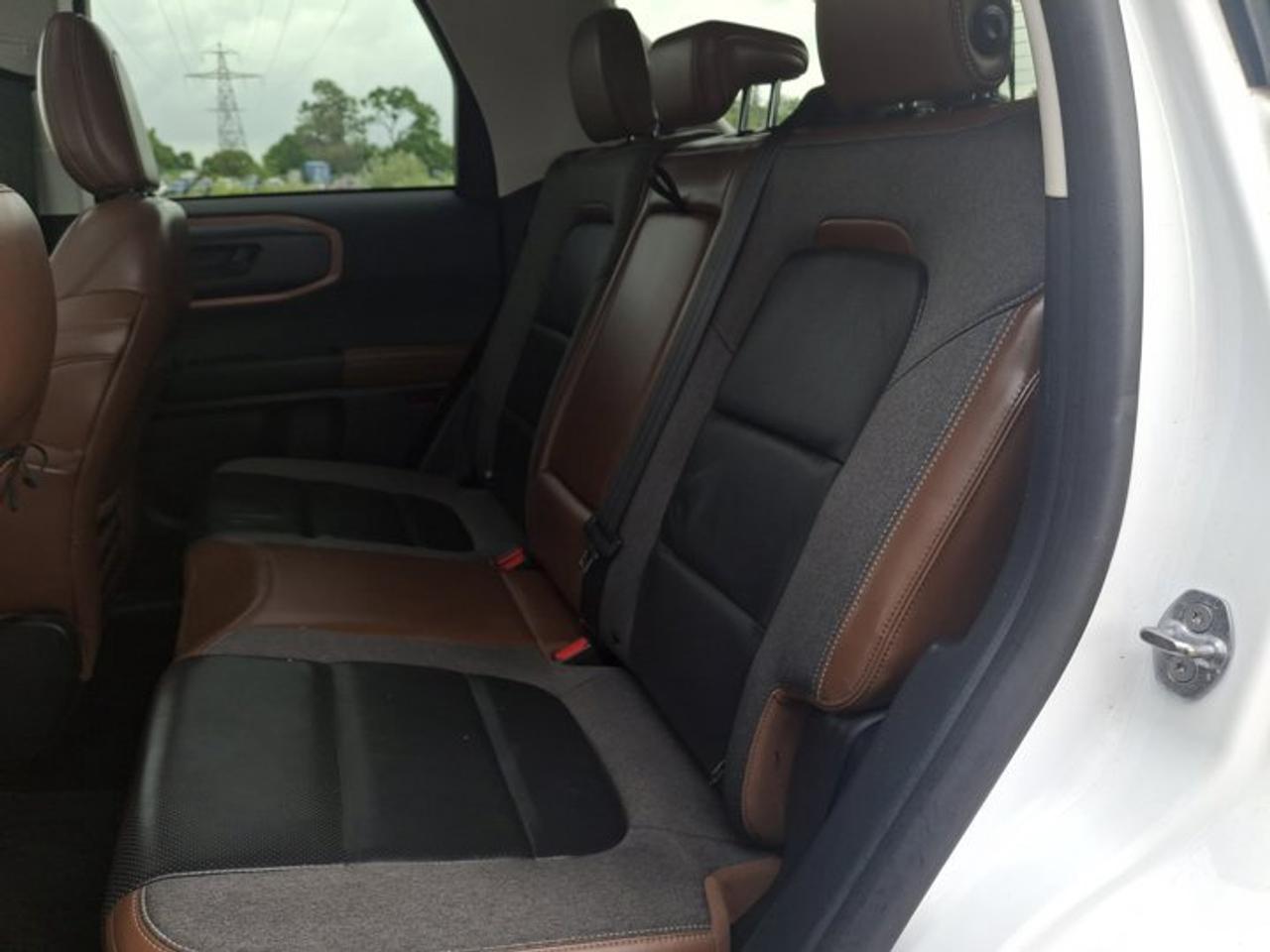 2021 Ford Bronco Sport Outer Banks 4WD | Sunroof | Tow Package | Adaptive Cruise | Heated Wheel + Seats | and More ! Photo
