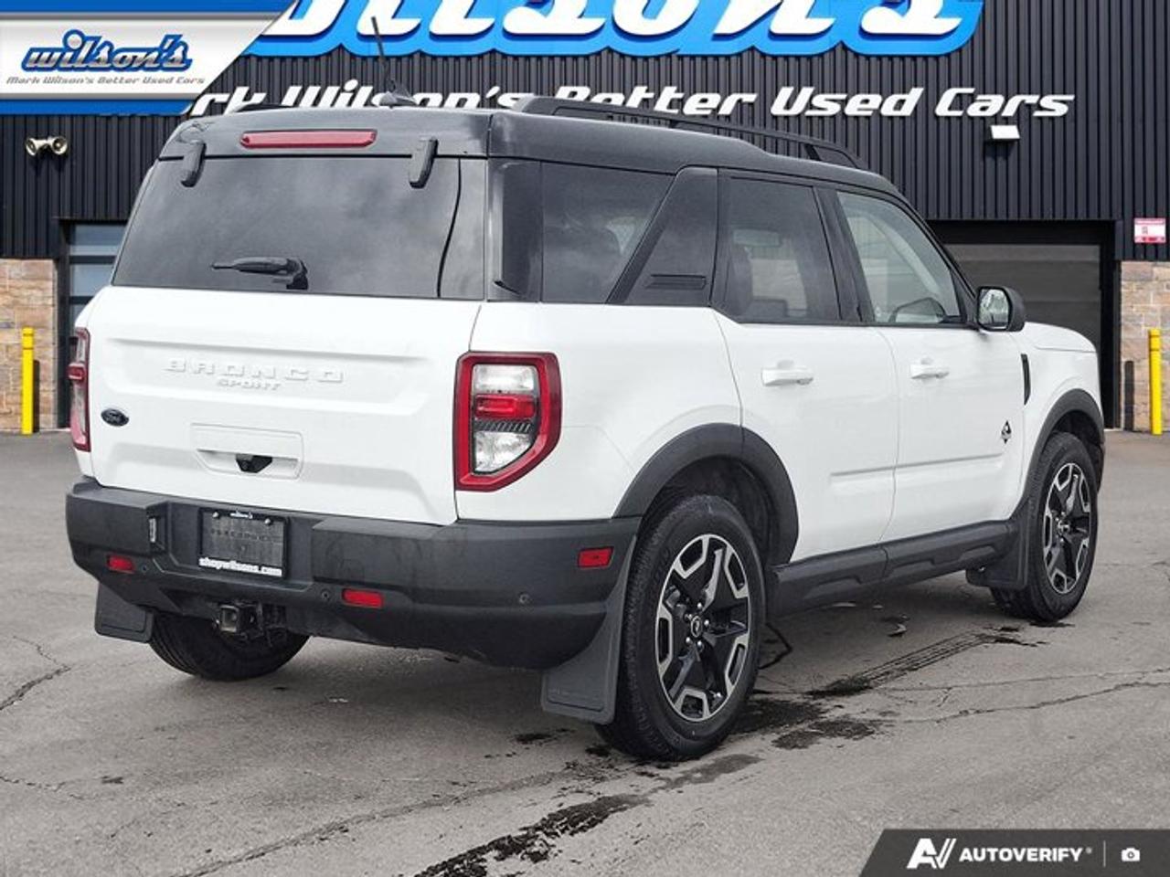 2021 Ford Bronco Sport Outer Banks 4WD | Sunroof | Tow Package | Adaptive Cruise | Heated Wheel + Seats | and More ! Photo4