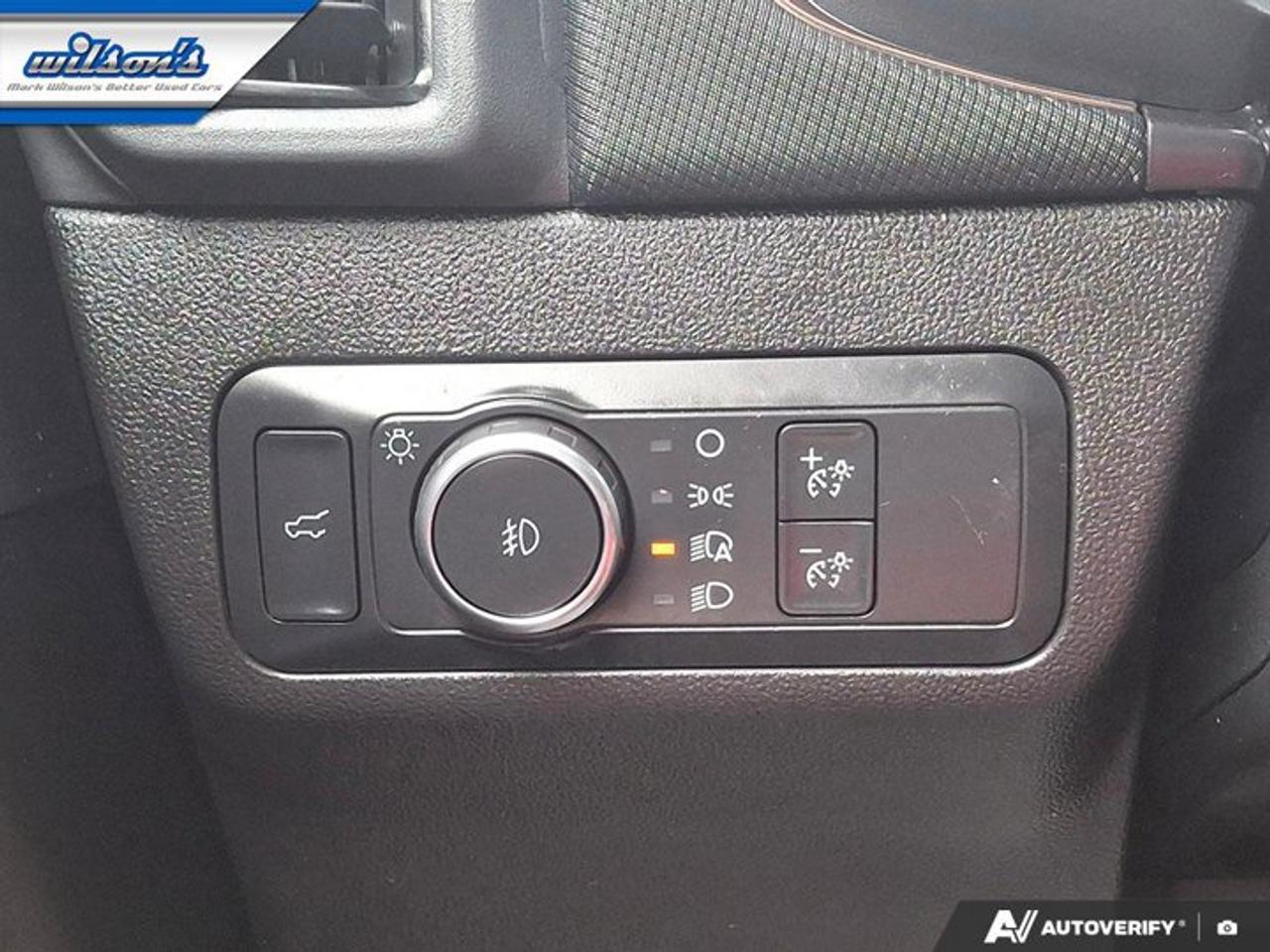 2021 Ford Bronco Sport Outer Banks 4WD | Sunroof | Tow Package | Adaptive Cruise | Heated Wheel + Seats | and More ! Photo