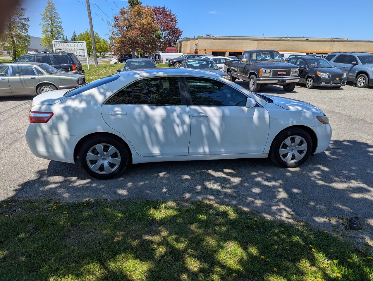 2008 Toyota Camry "Gas MISER" certified + FREE 6M warranty Photo
