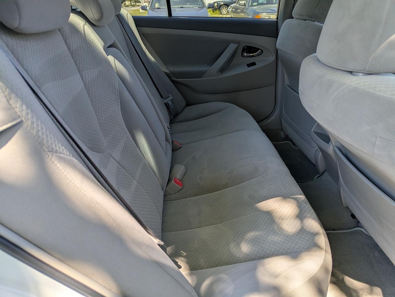 2008 Toyota Camry "Gas MISER" certified + FREE 6M warranty Photo