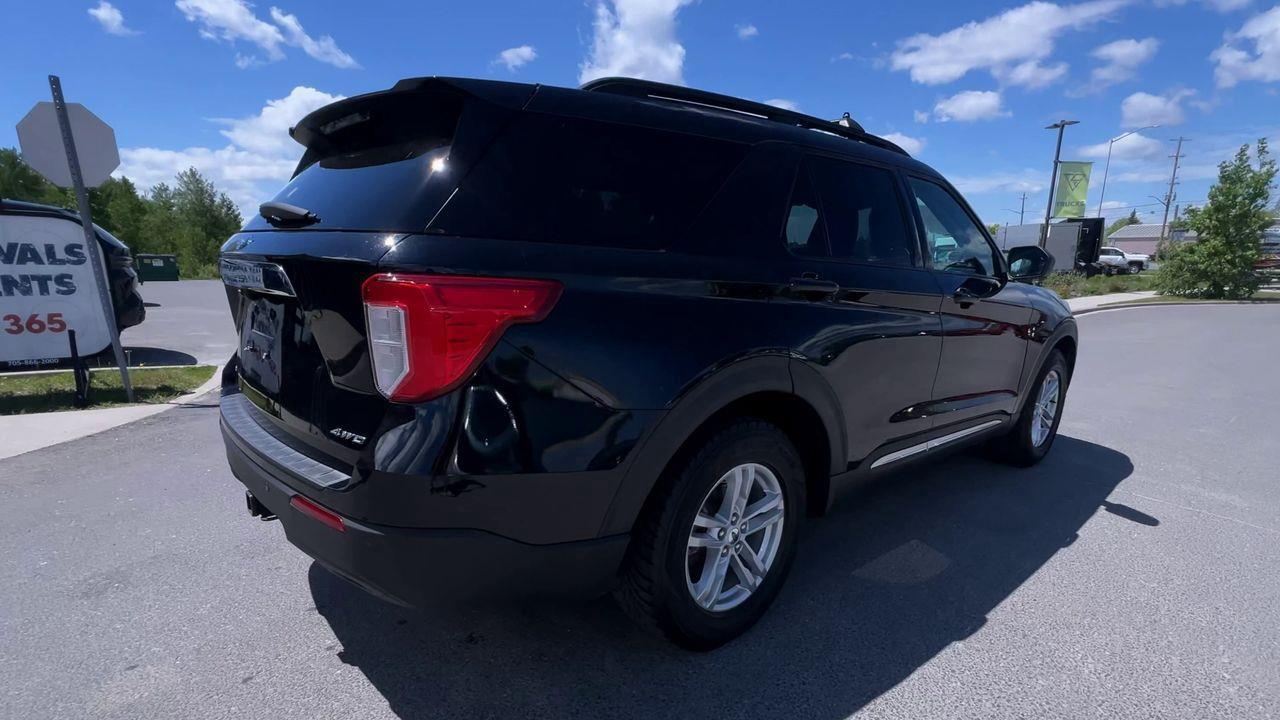 2021 Ford Explorer XLT 4X4, HEATED FRONT SEATS, CRUISE CONTROL, SIRIUS XM, BACK UP CAM!! Photo3