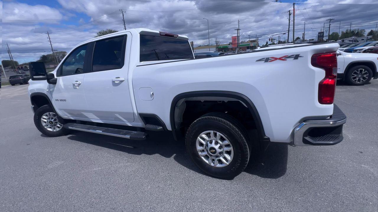2025 Chevrolet Silverado 2500 HD LT 4X4, HEATED FRONT SEATS, NAV, CRUISE CONTROL, SIRIUS XM, BACK UP CAM!! Photo