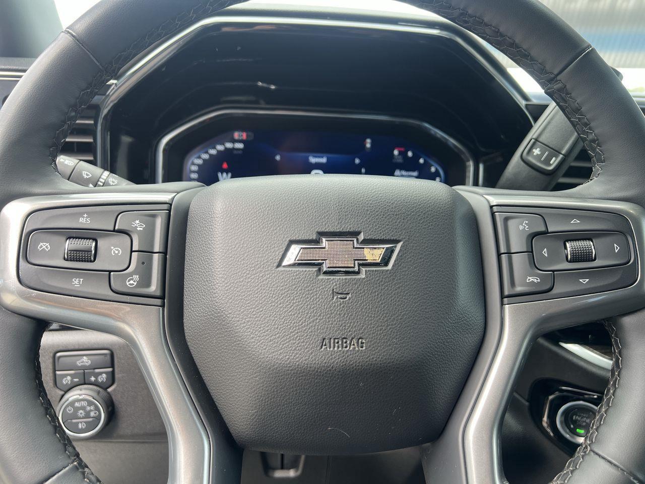 2025 Chevrolet Silverado 2500 HD LT 4X4, HEATED FRONT SEATS, NAV, CRUISE CONTROL, SIRIUS XM, BACK UP CAM!! Photo