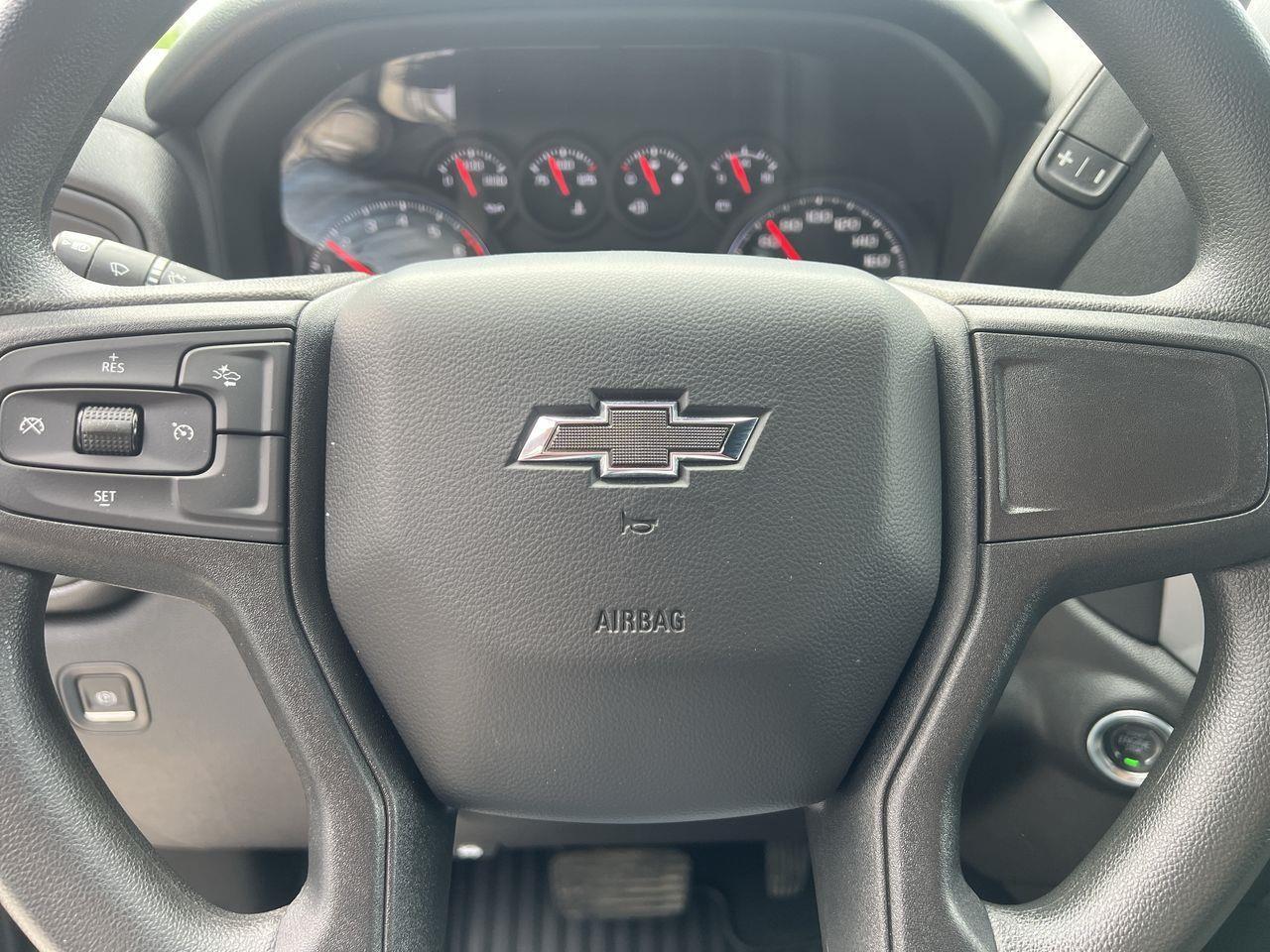 2024 Chevrolet Silverado 1500 Custom Trail Boss 4X4, REMOTE START, CRUISE CONTROL, SIRIUS XM, BACK UP CAM!! Photo