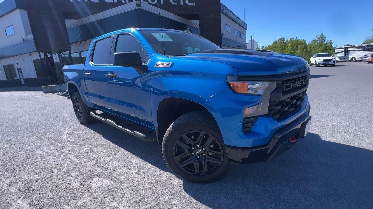 2024 Chevrolet Silverado 1500 Custom Trail Boss 4X4, 6 PASSENGER, SIRIUS XM, BACK UP CAMERA, POWER TAILGATE!! Photo