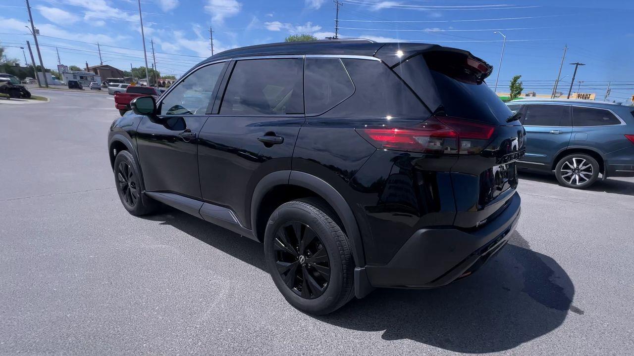 2023 Nissan Rogue SV Midnight Edition AWD, REMOTE START, HEATED FRONT SEATS, CRUISE CONTROL, MOONROOF, SIRIUS XM, BACK UP CAM!! Photo
