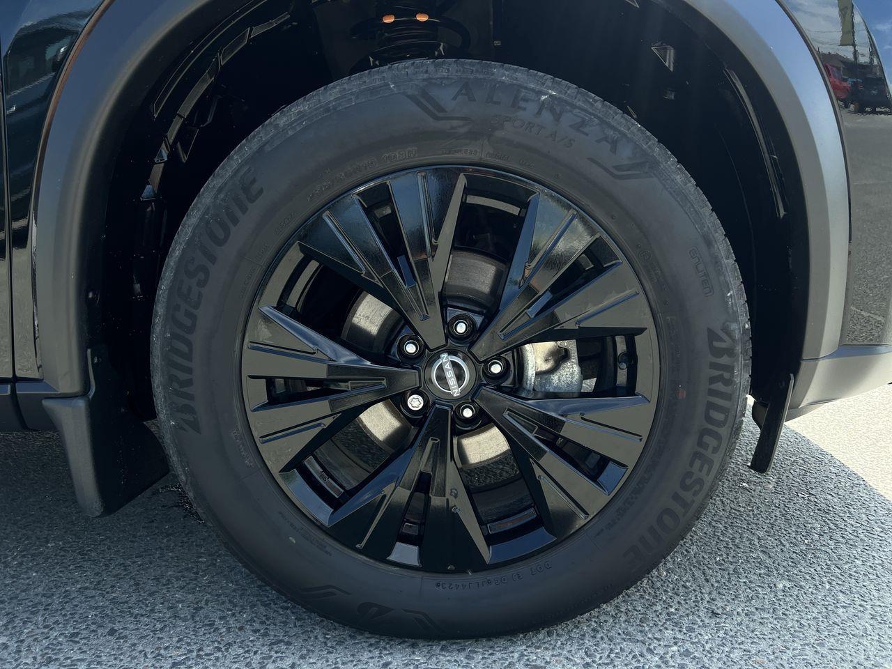 2023 Nissan Rogue SV Midnight Edition AWD, REMOTE START, HEATED FRONT SEATS, CRUISE CONTROL, MOONROOF, SIRIUS XM, BACK UP CAM!! Photo