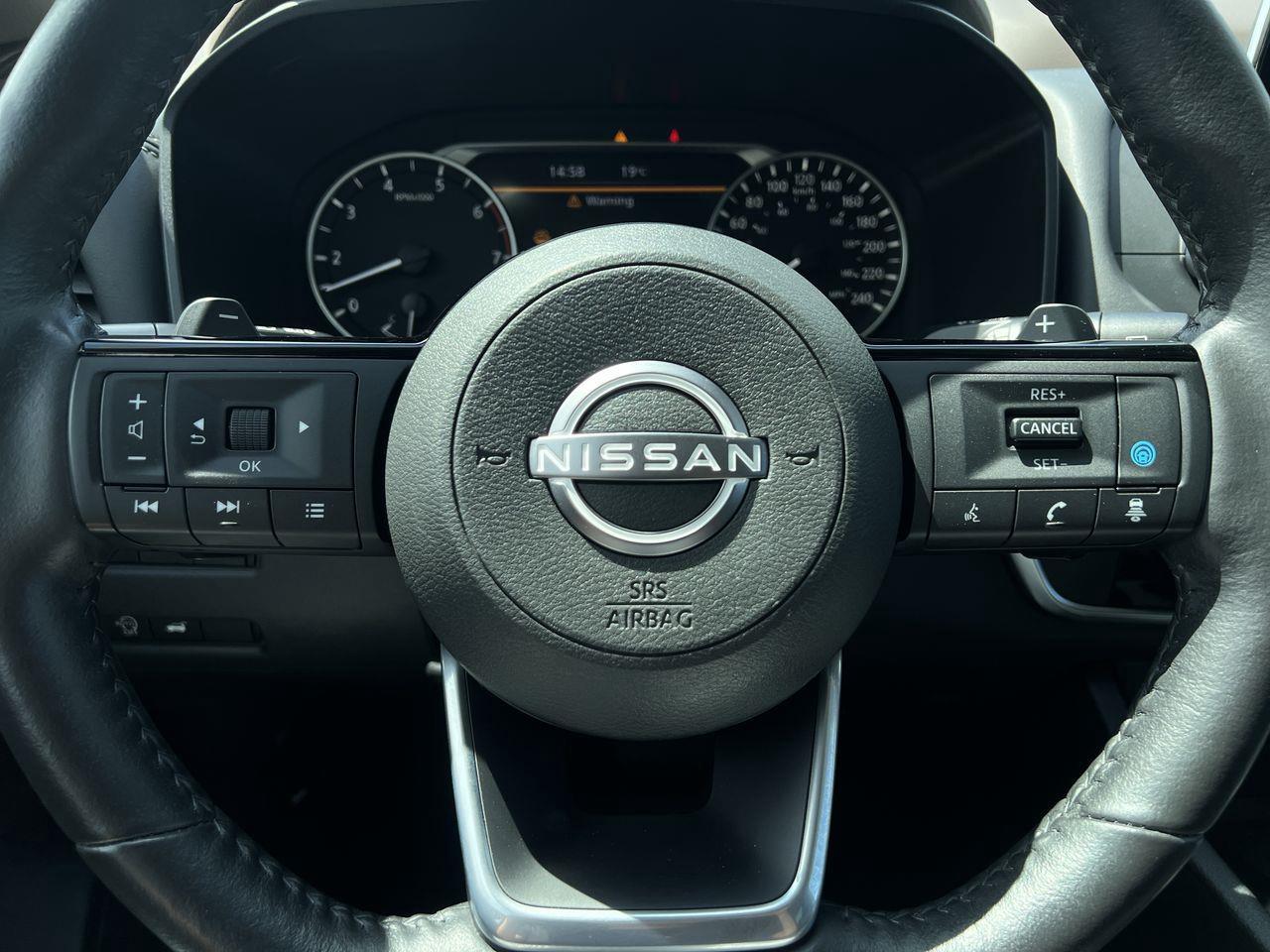 2023 Nissan Rogue SV Midnight Edition AWD, REMOTE START, HEATED FRONT SEATS, CRUISE CONTROL, MOONROOF, SIRIUS XM, BACK UP CAM!! Photo