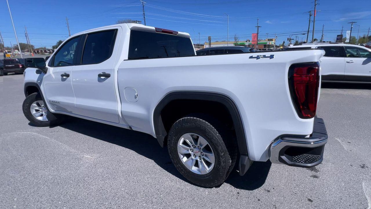 2024 GMC Sierra 1500 Pro 4X4, 6 PASSENGER, BACK UP CAMERA, CRUISE CONTROL, REAR DEFROST!! Photo
