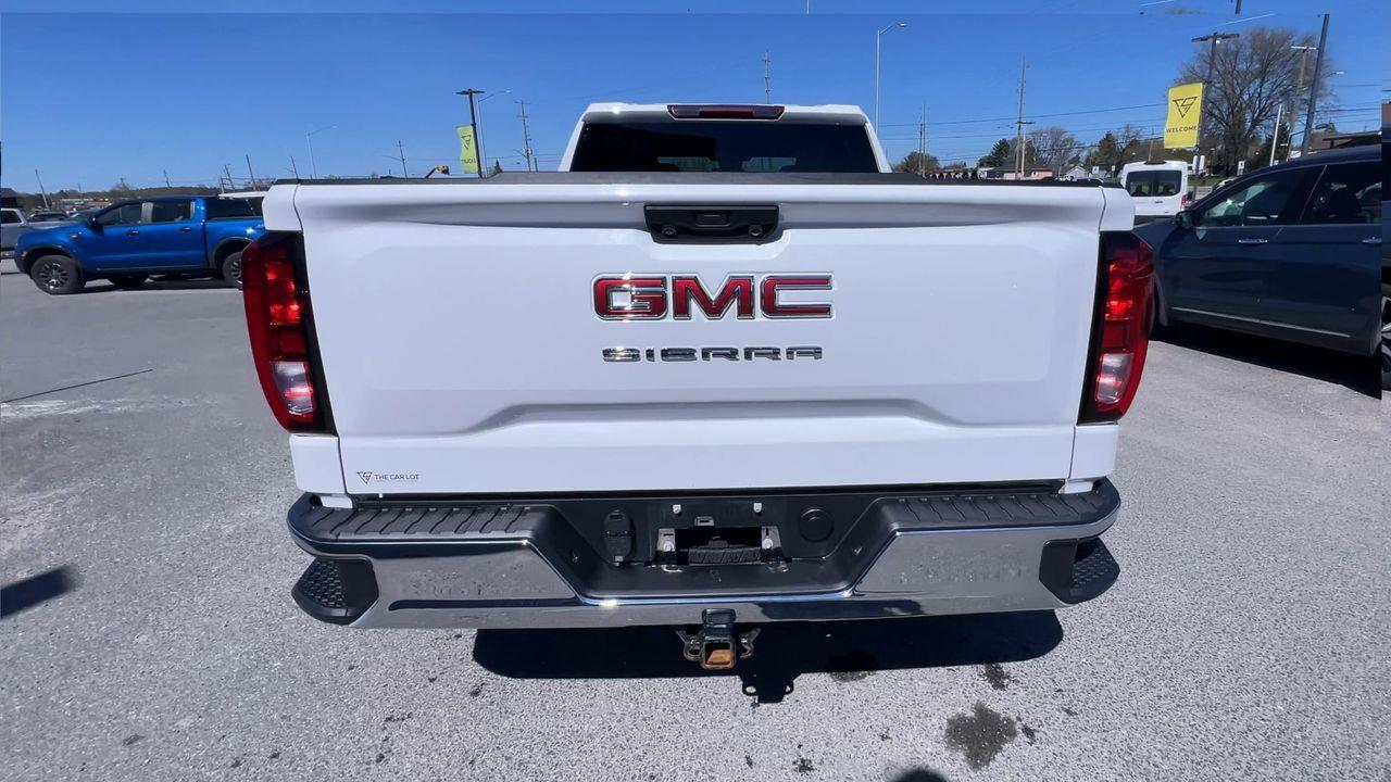2024 GMC Sierra 1500 Pro 4X4, 6 PASSENGER, BACK UP CAMERA, CRUISE CONTROL, REAR DEFROST!! Photo