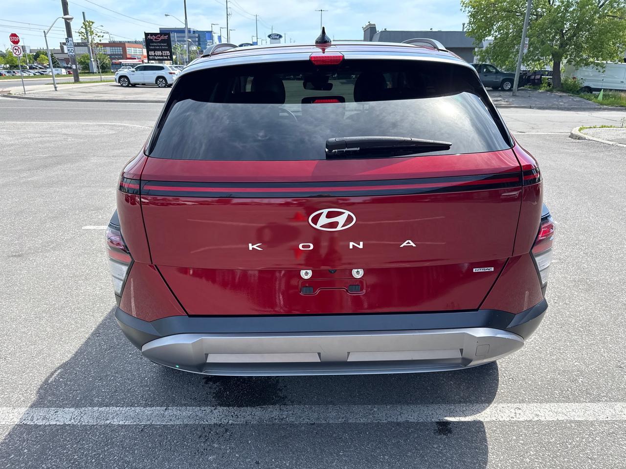 2024 Hyundai KONA 2.0L Preferred w/Trend Package Photo3