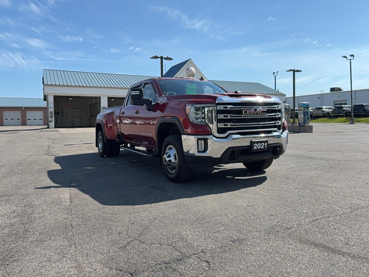 2021 GMC Sierra 3500 HD SLE 4WD CrewCab 6.6L8cylDiesel 8ftBox Photo