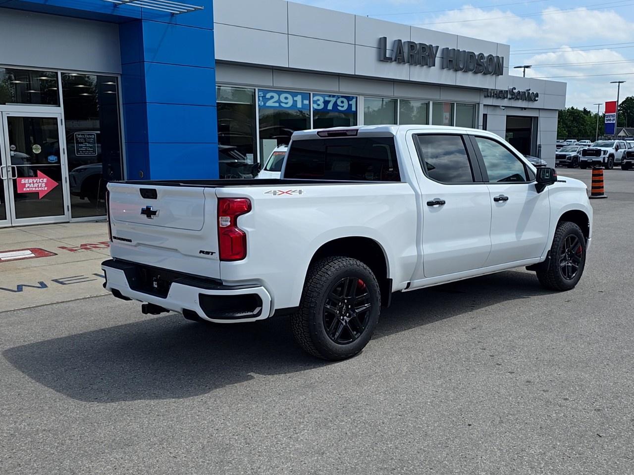 2026 Chevrolet Silverado 1500 Crew Cab Short Box 4-Wheel Drive RST Photo