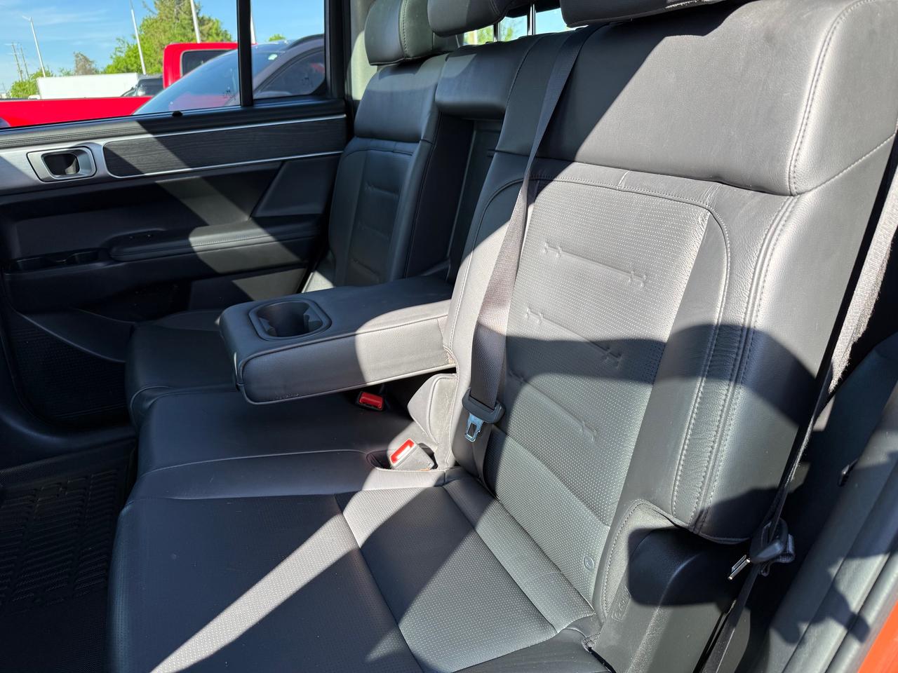 2024 Hyundai Santa Fe Luxury NAV! Sunroof! Leather! 7Pass! Photo