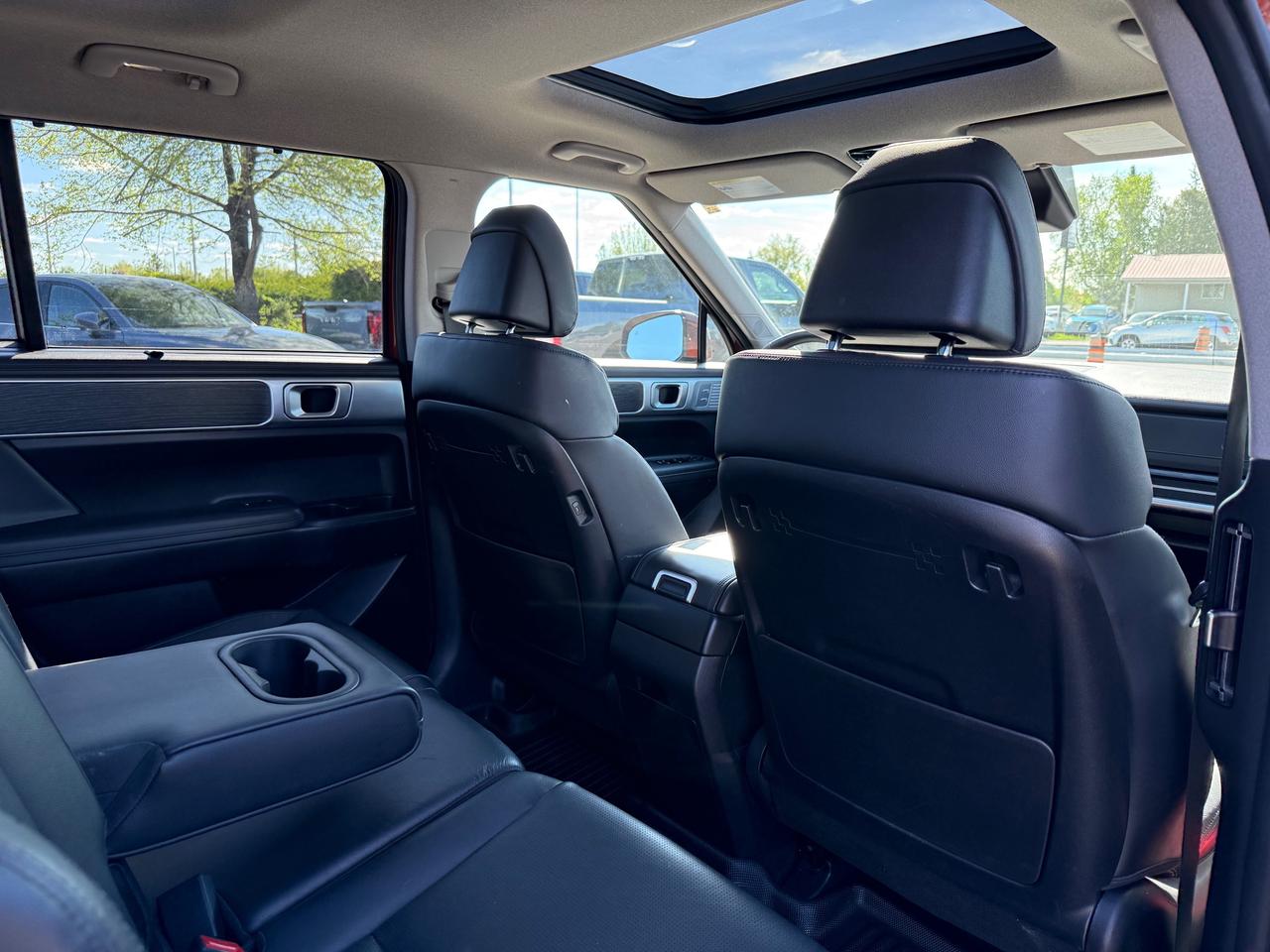 2024 Hyundai Santa Fe Luxury NAV! Sunroof! Leather! 7Pass! Photo