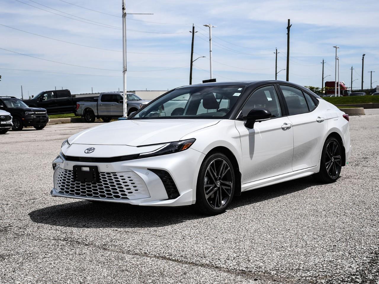 2025 Toyota Camry XSE AWD | SUNROOF | HTD & COOLED SEATS Photo2