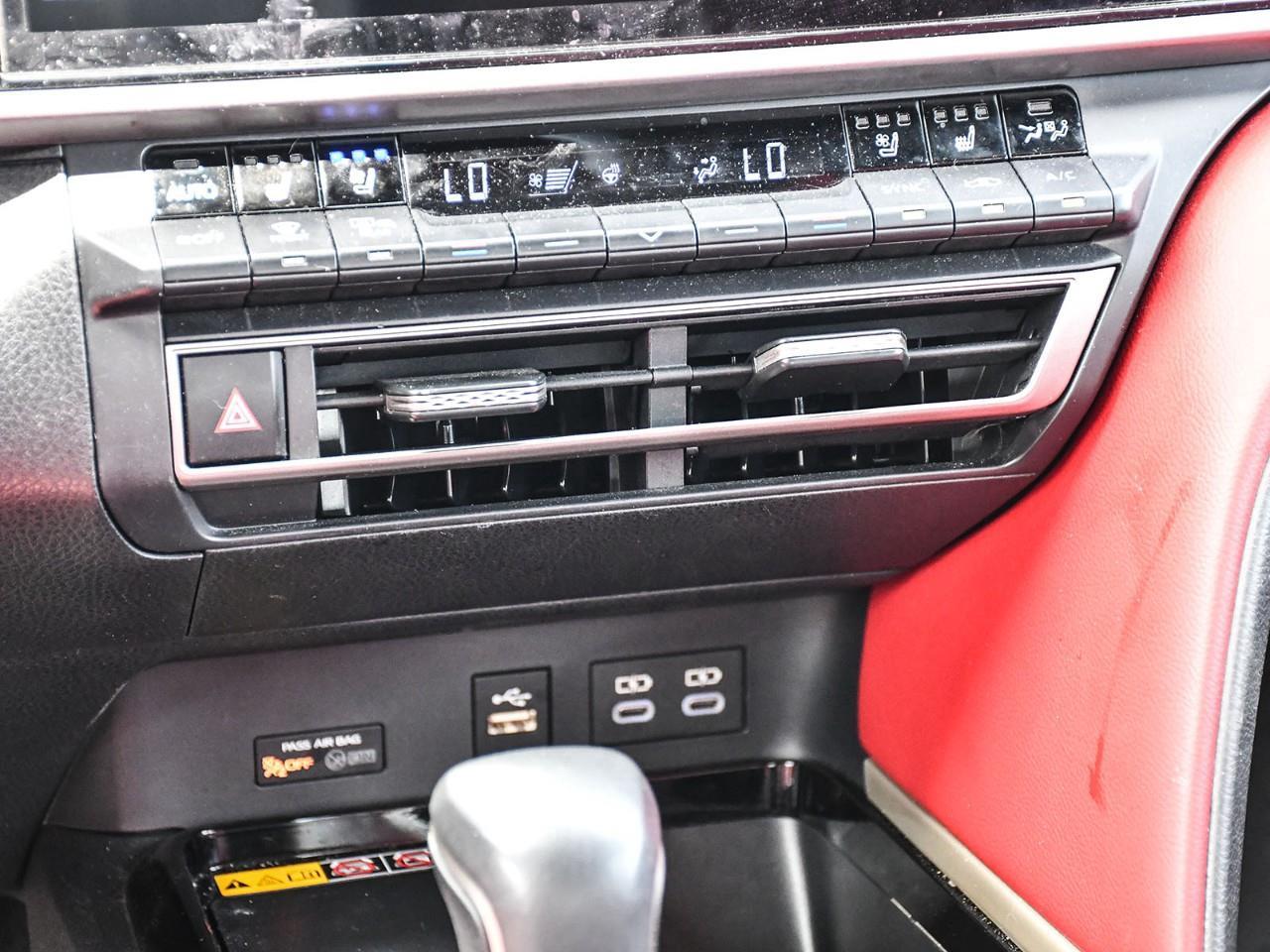 2025 Toyota Camry XSE AWD | SUNROOF | HTD & COOLED SEATS Photo