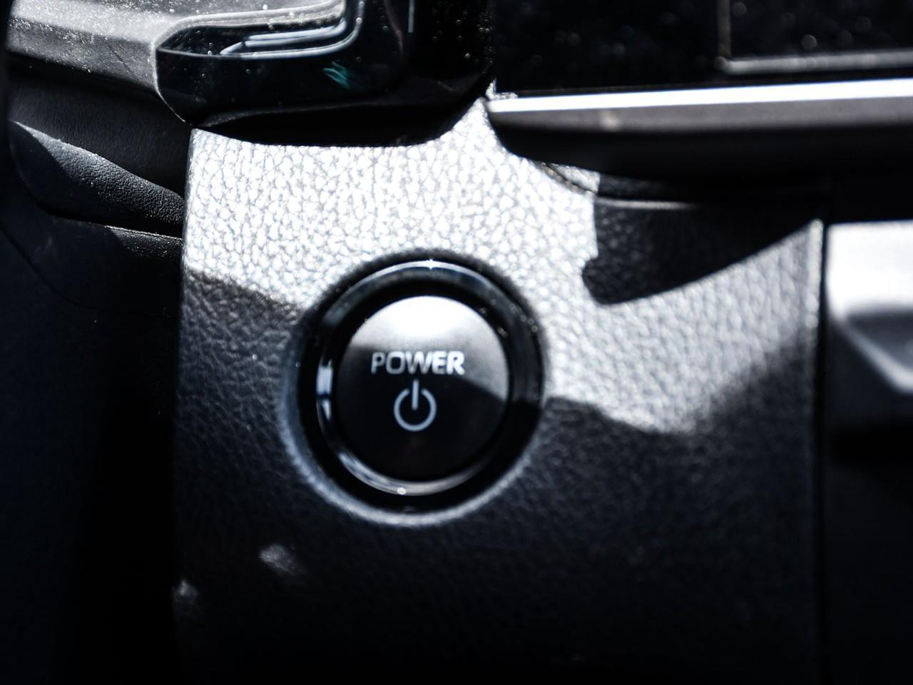 2025 Toyota Camry XSE AWD | SUNROOF | HTD & COOLED SEATS Photo