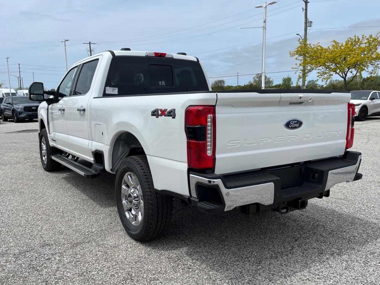 2026 Ford F-250 LARIAT Photo