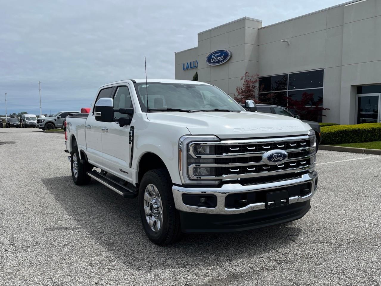 2026 Ford F-250 LARIAT Photo