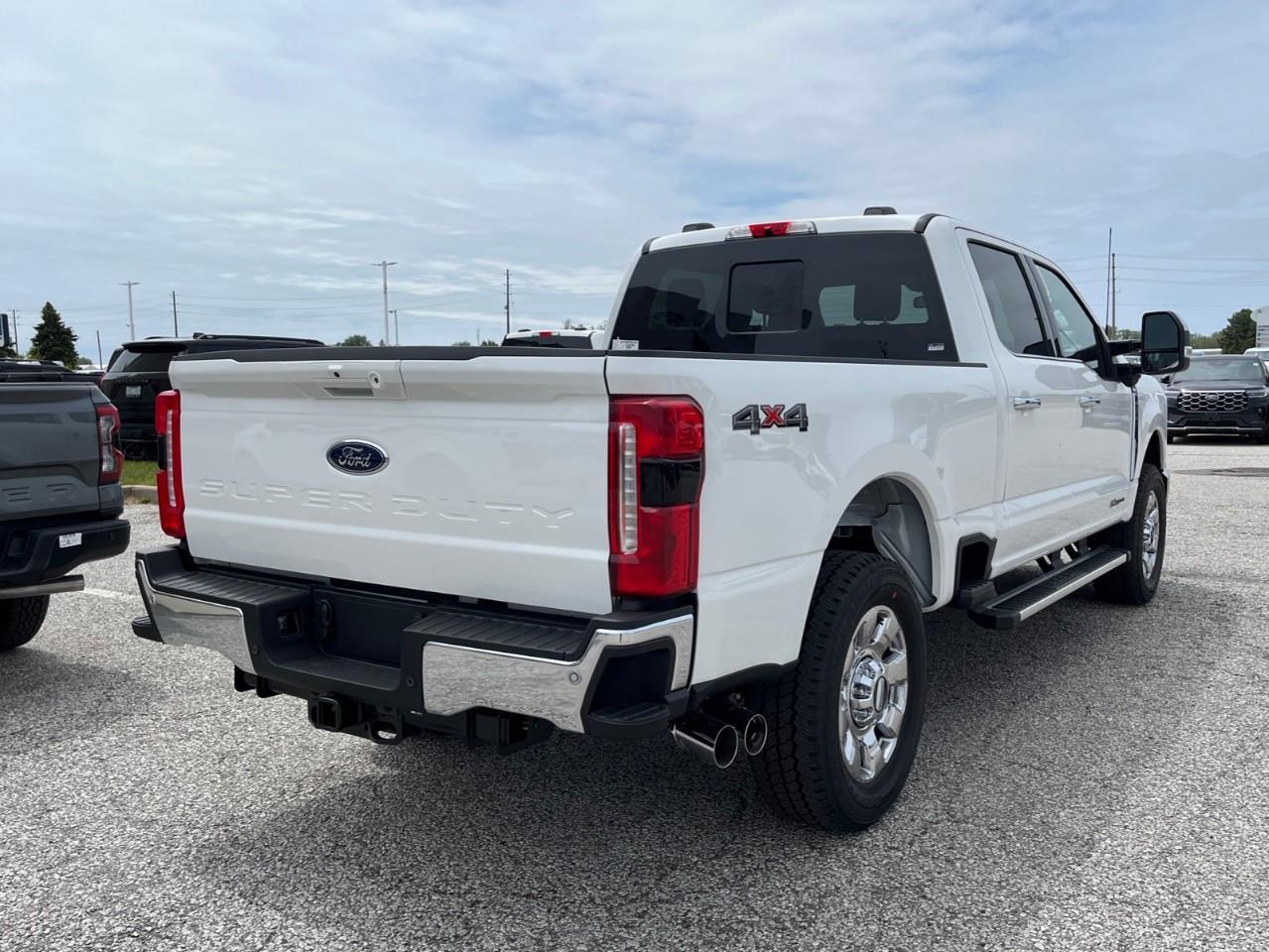 2026 Ford F-250 LARIAT Photo