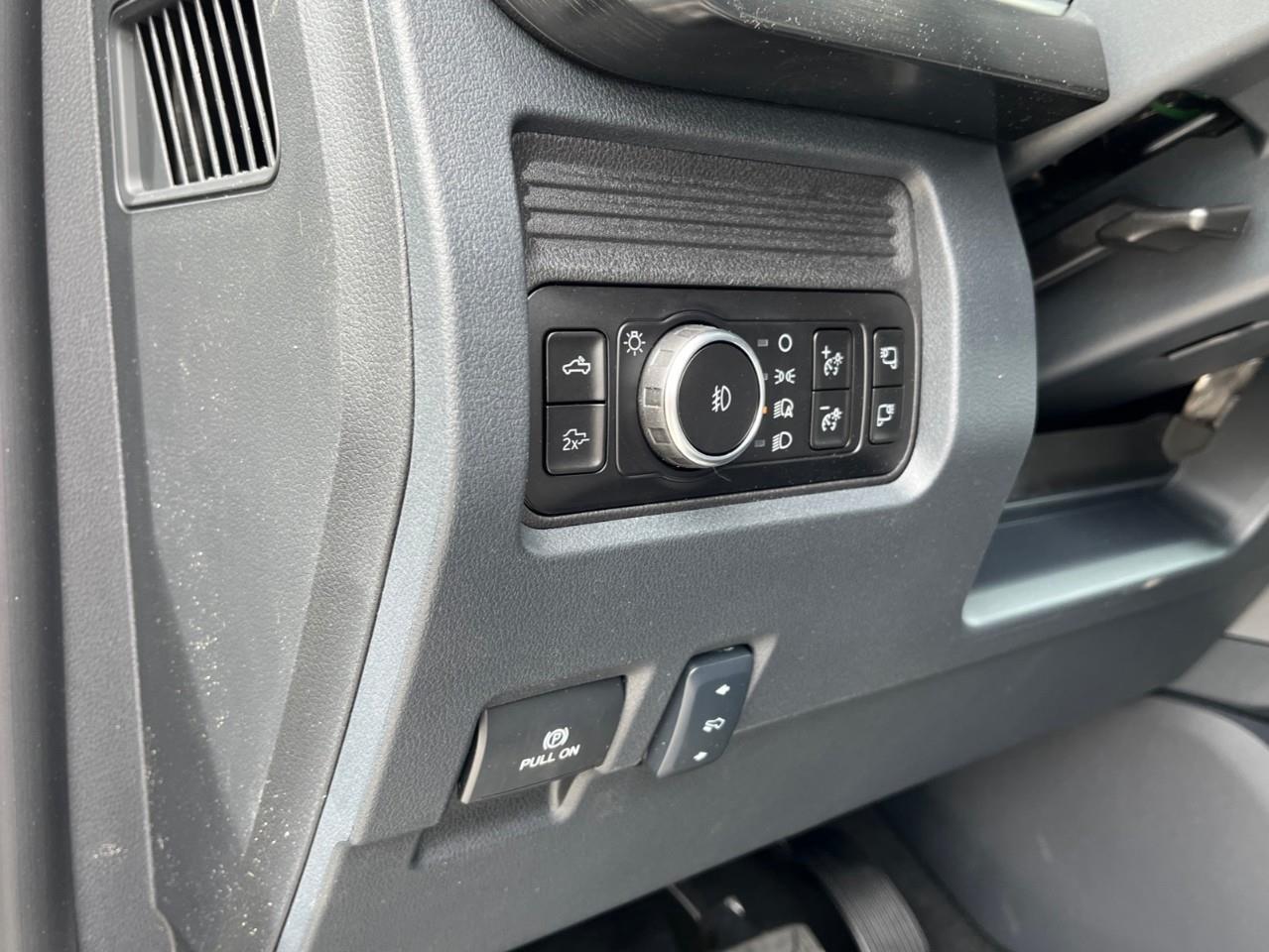 2026 Ford F-250 LARIAT Photo